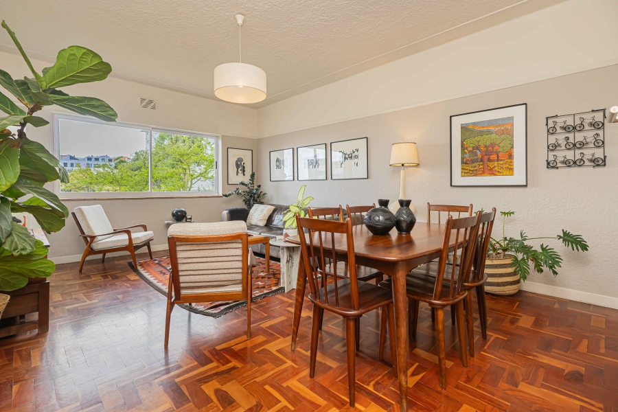 2 Bedroom Property for Sale in Sea Point Western Cape